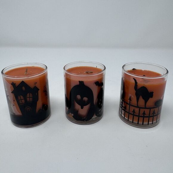 White Barn Spooky Halloween Votive Candle Lot x3 Creamy Caramel Pumpkin Cat - Picture 1 of 6